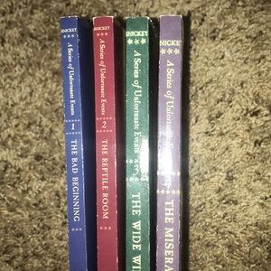 A series of Unfortunate Events Book 1-4